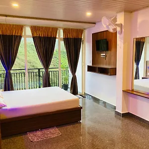 Carmel Séjour chez l'habitant Munnar