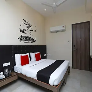 Jade 3* Varanasi