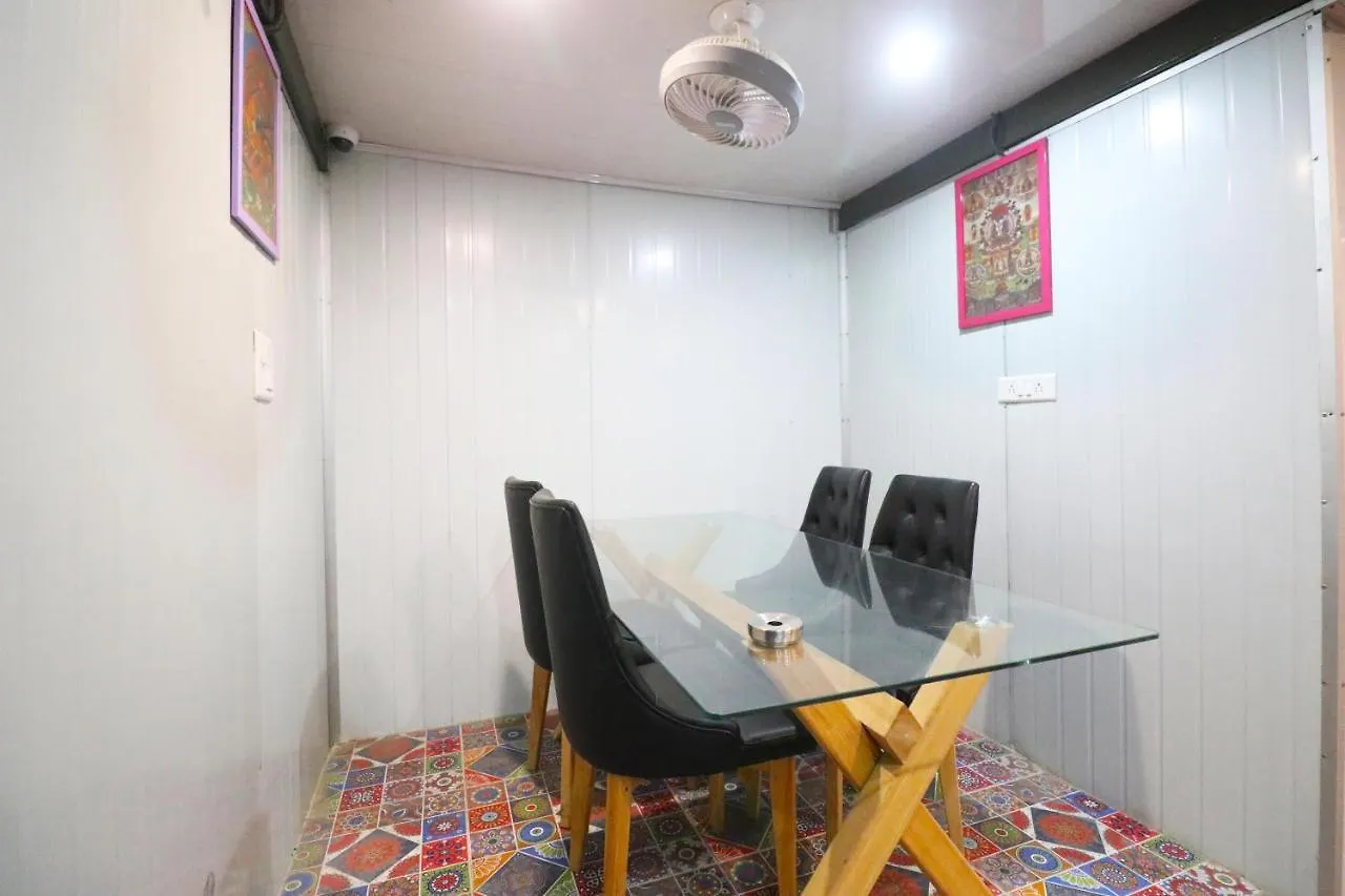 Hotel The Cube Stay New Delhi